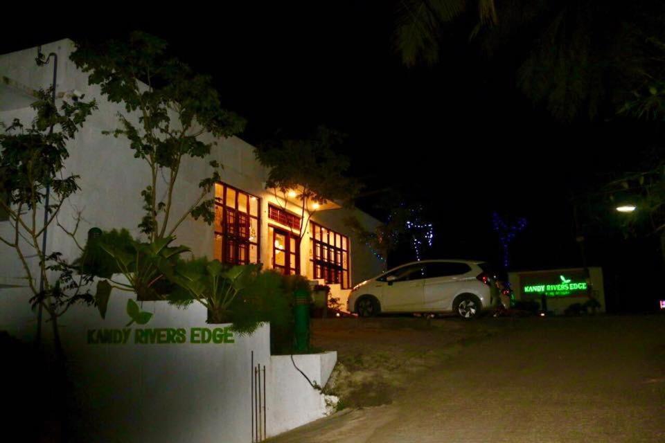 Kandy Rivers Edge Nature Resort エクステリア 写真
