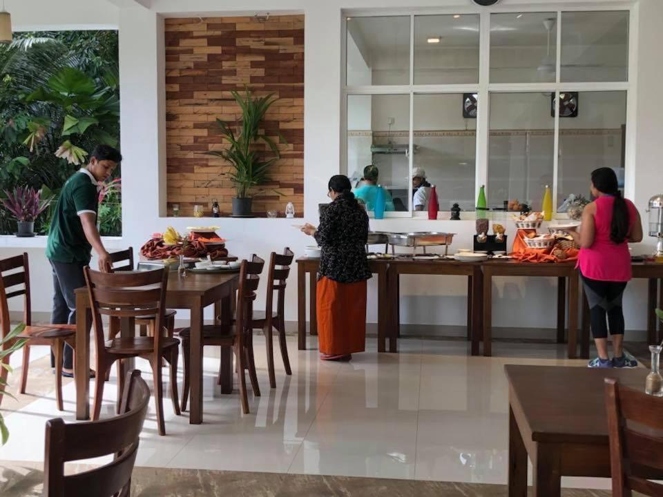 Kandy Rivers Edge Nature Resort エクステリア 写真