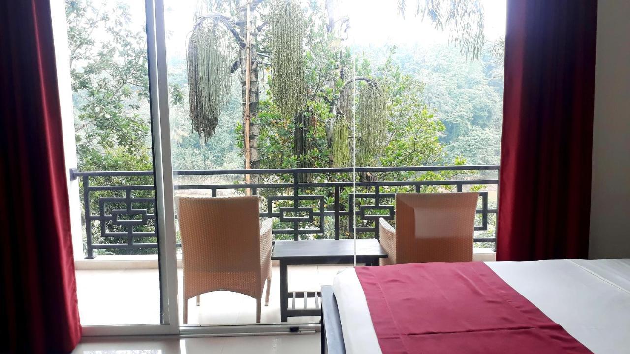Kandy Rivers Edge Nature Resort エクステリア 写真