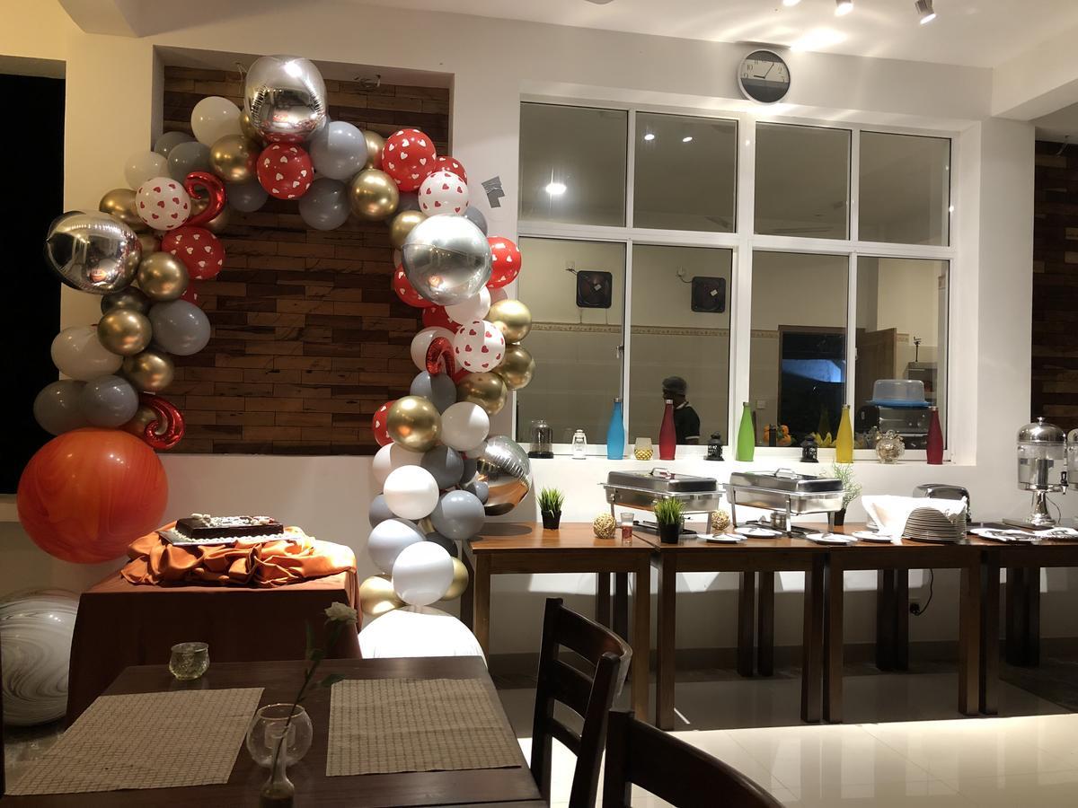 Kandy Rivers Edge Nature Resort エクステリア 写真